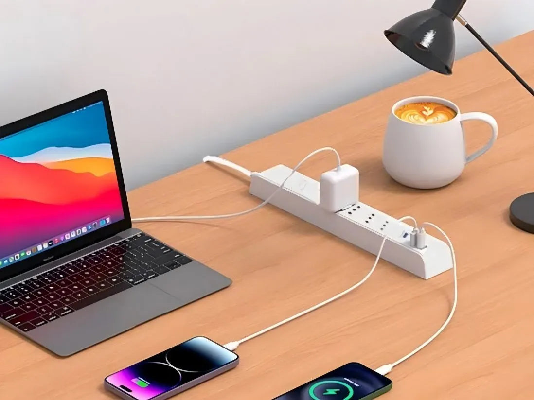FALATALE Classic 4 · 1 USB-C + 2 USB 6